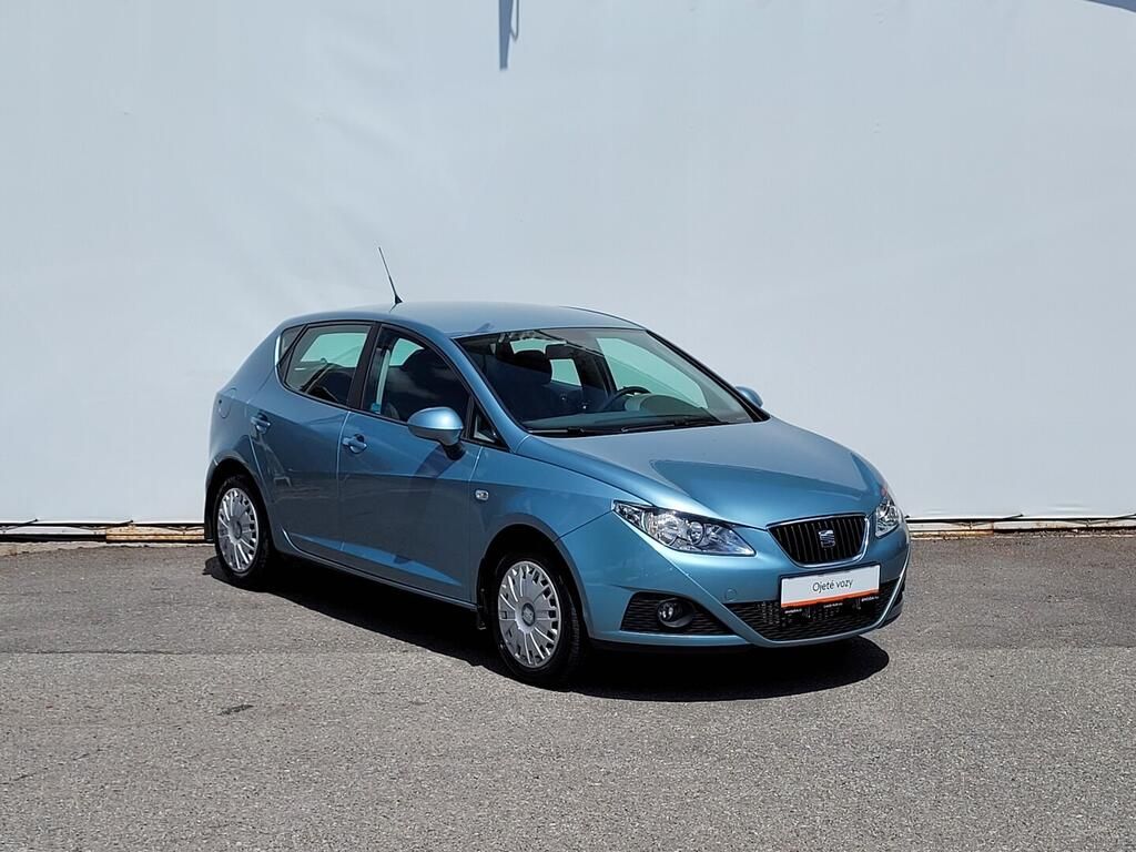 Seat Ibiza, Style 1.4 16V 63 kW - fotka 5