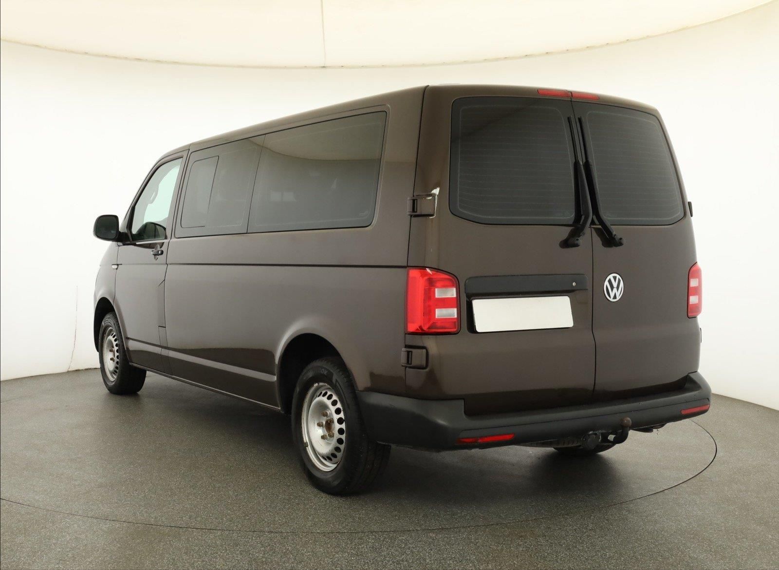 Volkswagen Transporter, 2.0 TDI, Kombi, 9 míst, LR - fotka 4