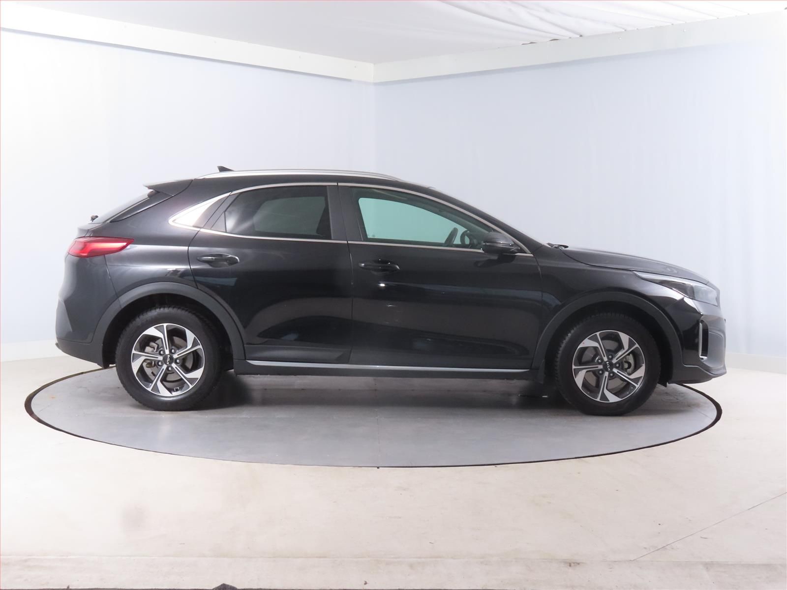 Kia XCee´d, 1.5 T-GDI, Exclusive, ČR,1.maj - fotka 6