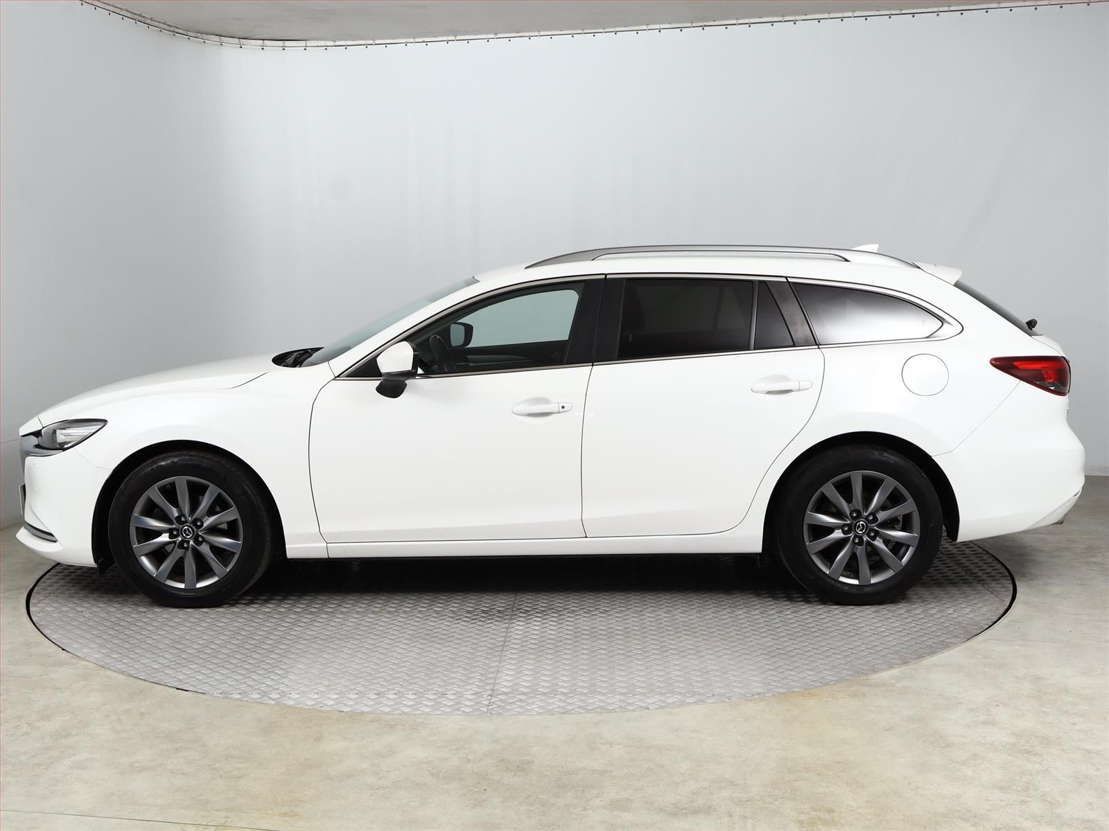 Mazda 6, 2.0 Skyactiv-G, Automat, Navi - fotka 3