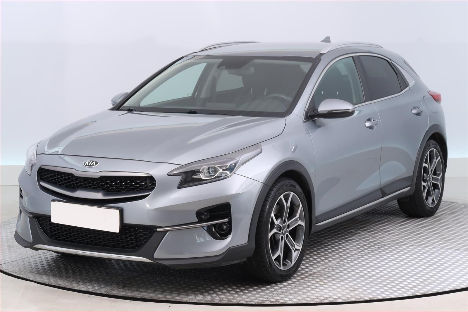 Kia XCee´d, 1.6 T-GDI, Automat, Serv.kniha - fotka 2