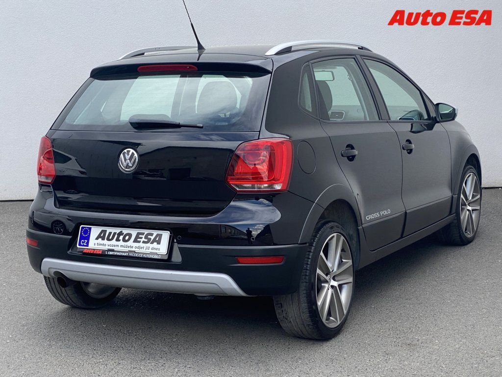 Volkswagen Polo, 1.2 TSi,CROSS - fotka 4