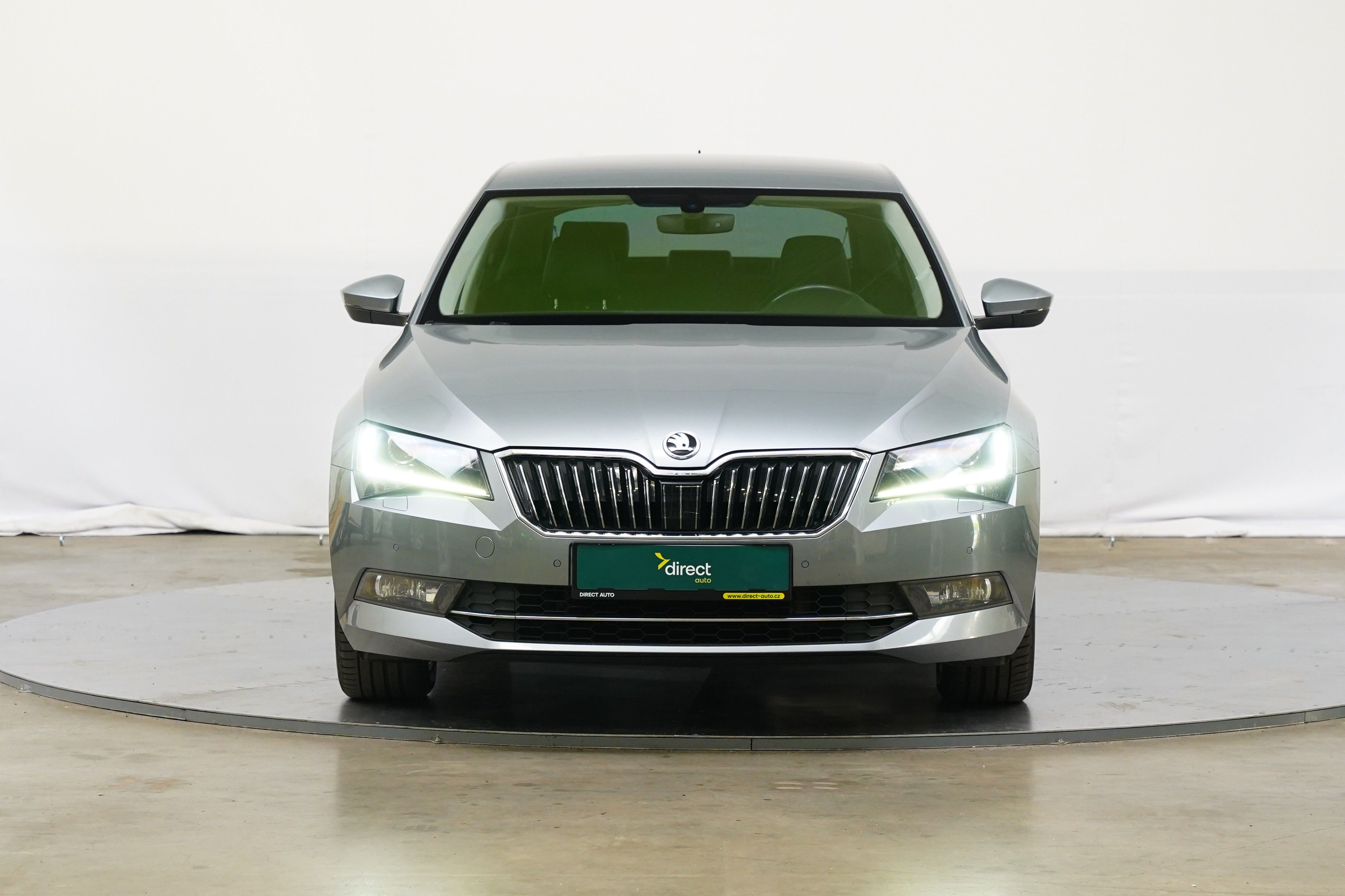 Škoda Superb, 2.0 TDI 110 kW Style Plus - fotka 4