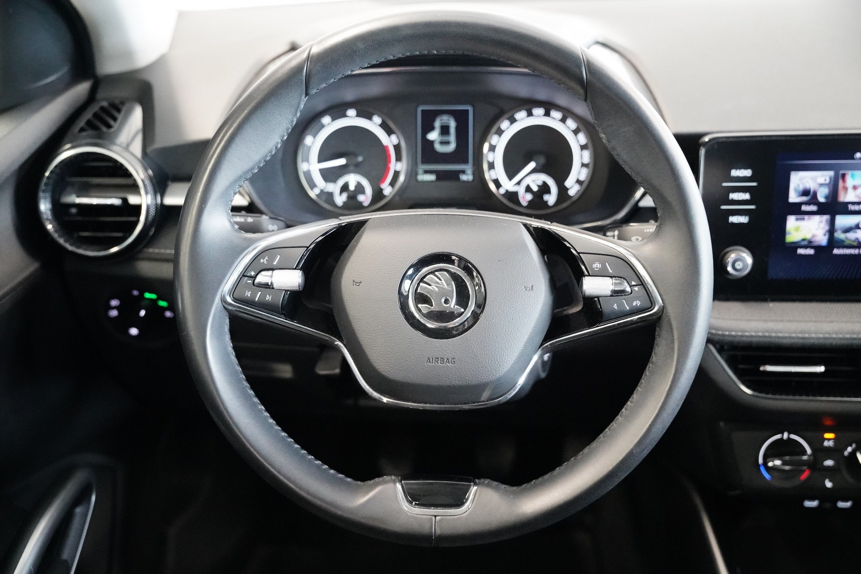 Škoda Fabia, 1.0 TSI 70 kW Style - fotka 5