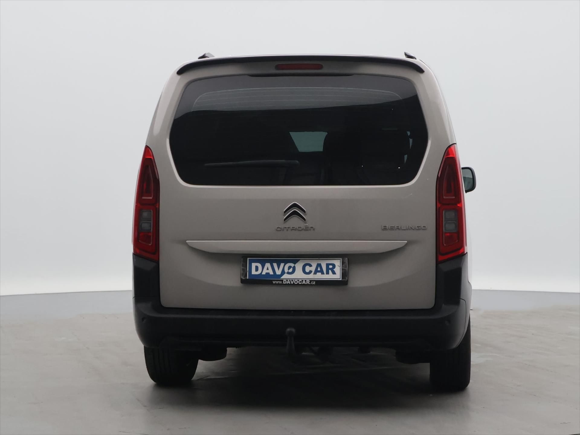 Citroën Berlingo, 1,2 PureTech 96kW Feel XL CZ - fotka 6