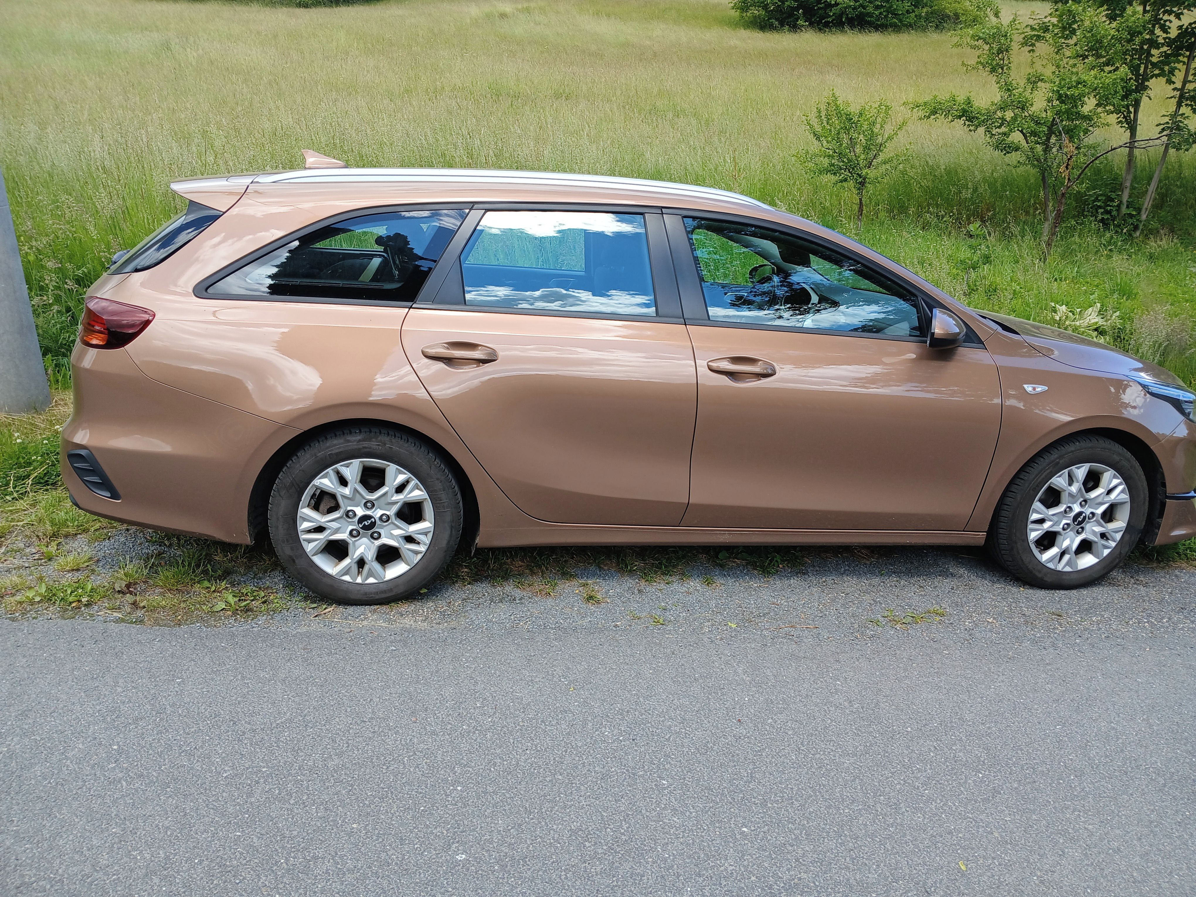 Kia Cee´d, 1. MAJITEL