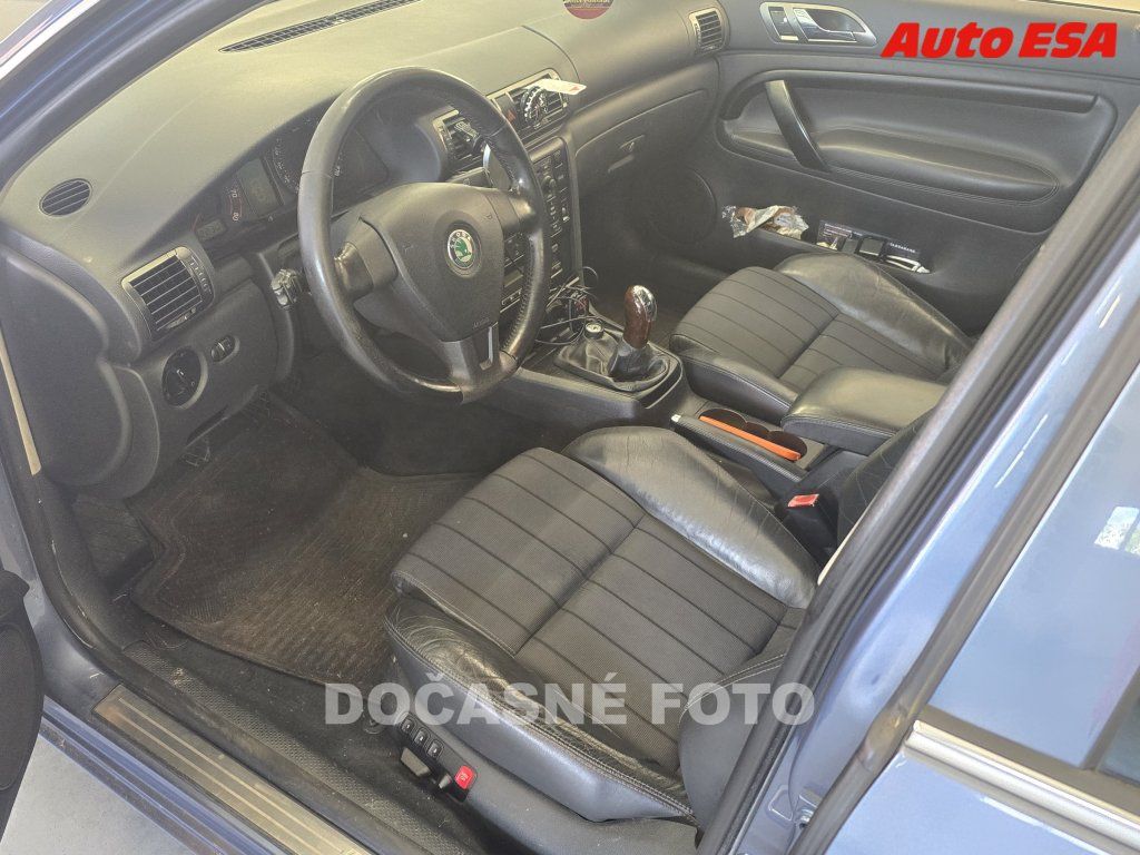 Škoda Superb, 1.8t,ČR - fotka 3