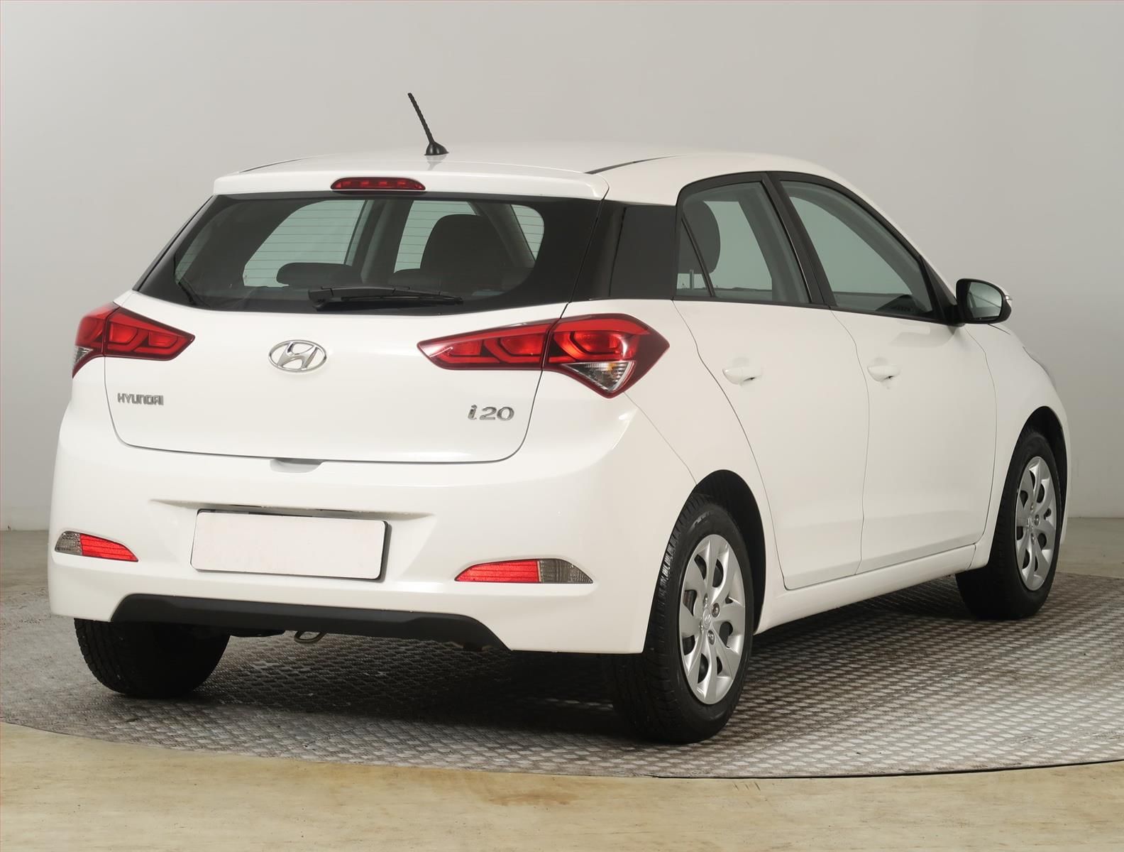Hyundai i20, 1.2, ČR,1.maj, Serv.kniha - fotka 5