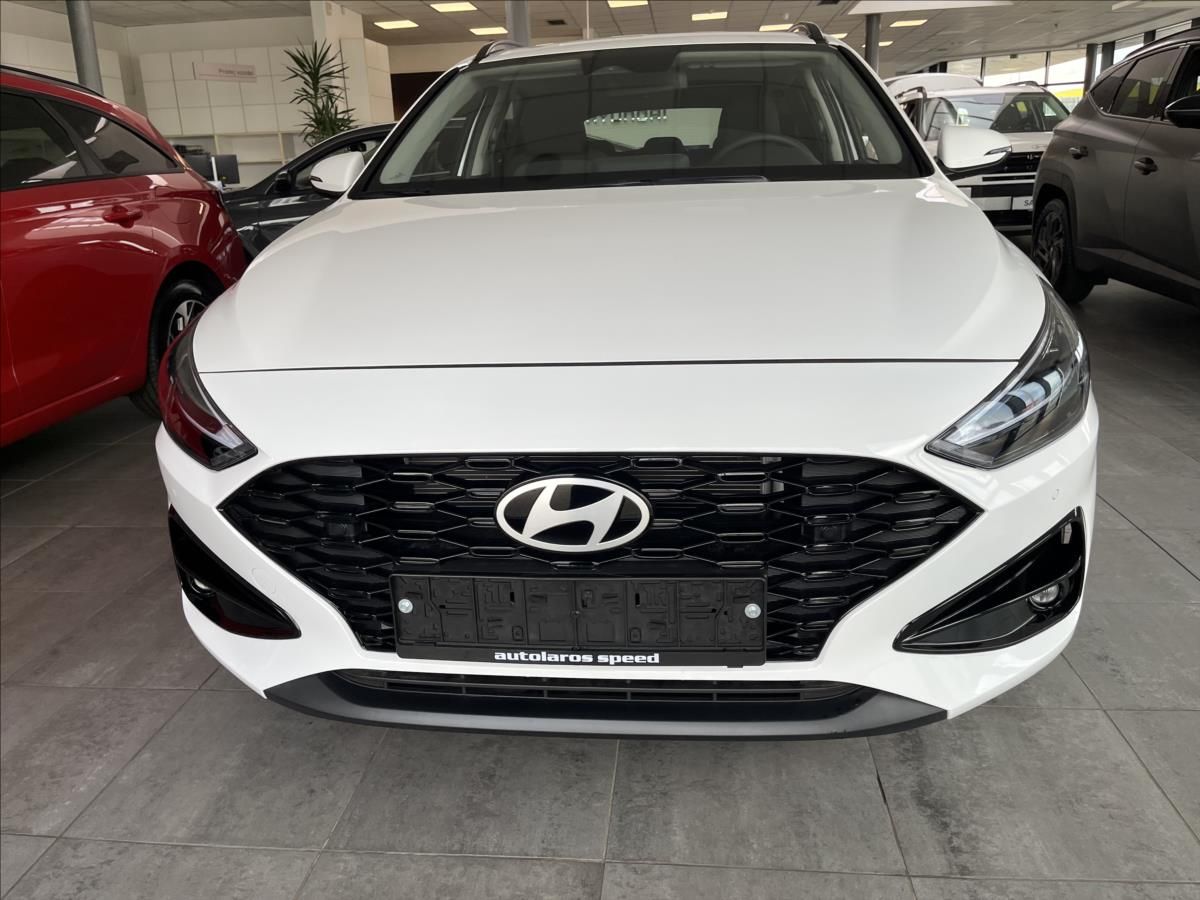 Hyundai i30, 1,0 74 kW 7 st.DCT STYLE - fotka 2