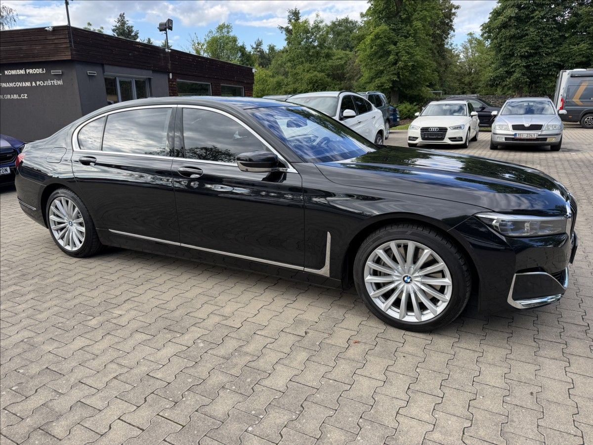 BMW Řada 7, 740D Long FULL - fotka 4