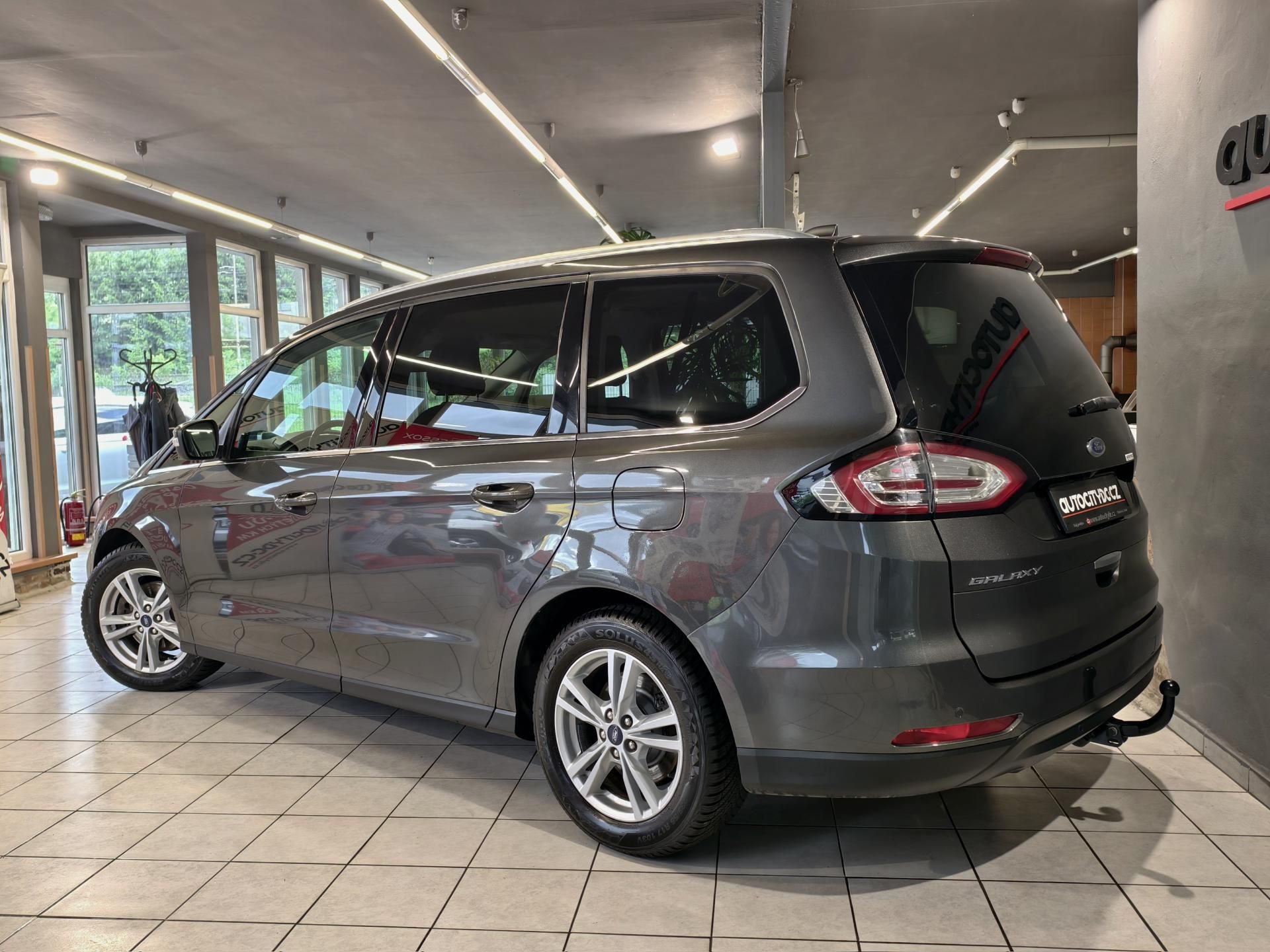 Ford Galaxy, 2.0 EcoBlue A/T 7MÍST TITANIUM - fotka 5