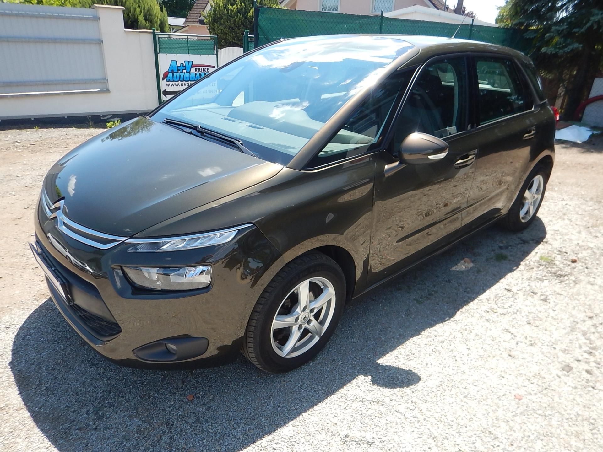 Citroën C4 Picasso, 1.6i, 88 kW, DIGIKLIMA - fotka 2