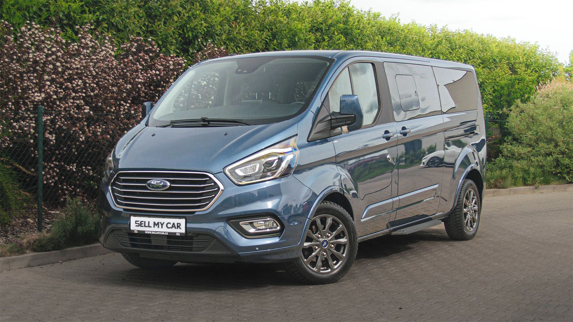 Ford Tourneo Custom, 2,0/136kW ČR 8.míst TZ 1Maj AT