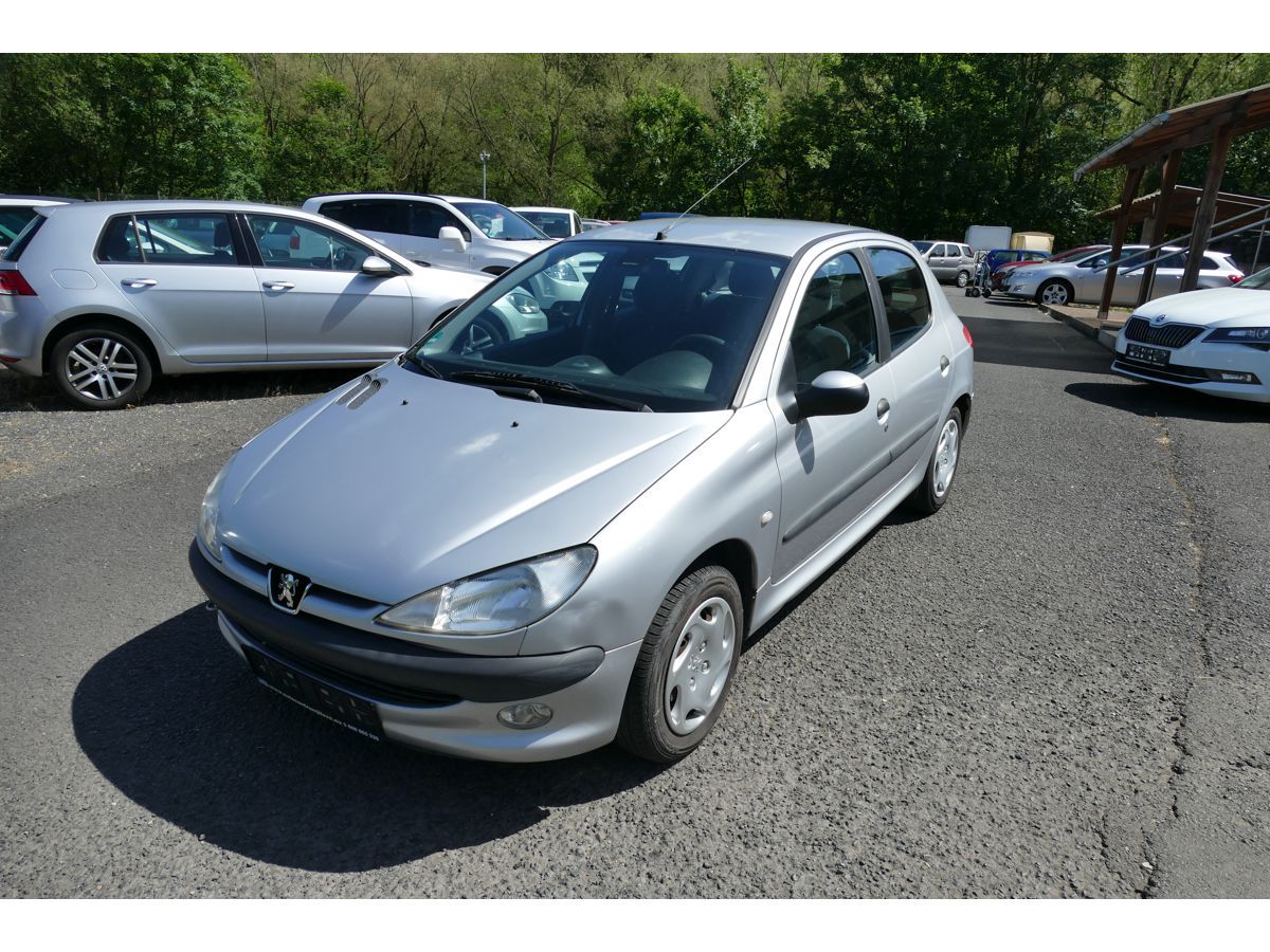 Peugeot 206, 1,6 65KW KLIMA