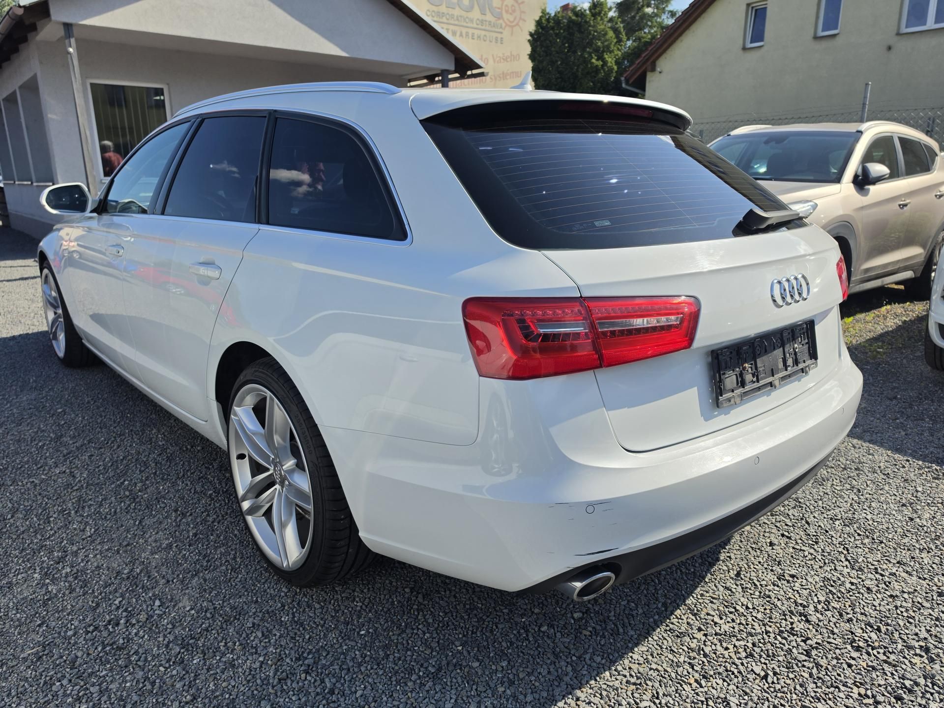Audi A6, 3.0 TDI Quattro TZ S-Line - fotka 3