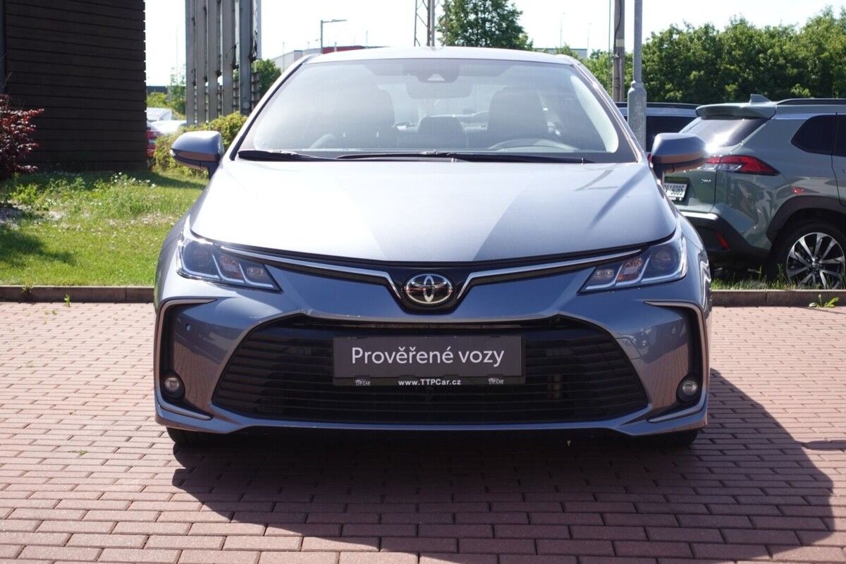 Toyota Corolla, 1.5 BA 6 MT Comfort + Tech - fotka 2