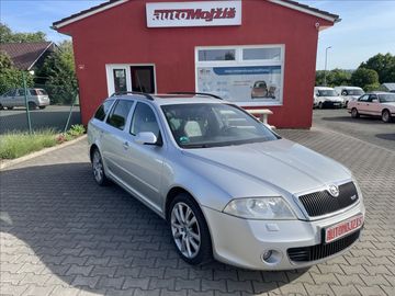 2,0 TDI RS 125 kW XENONY STK 4