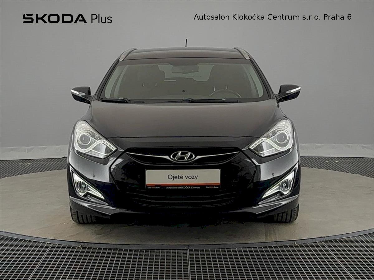 Hyundai i40, CRDi100 kW Experience AT - fotka 4
