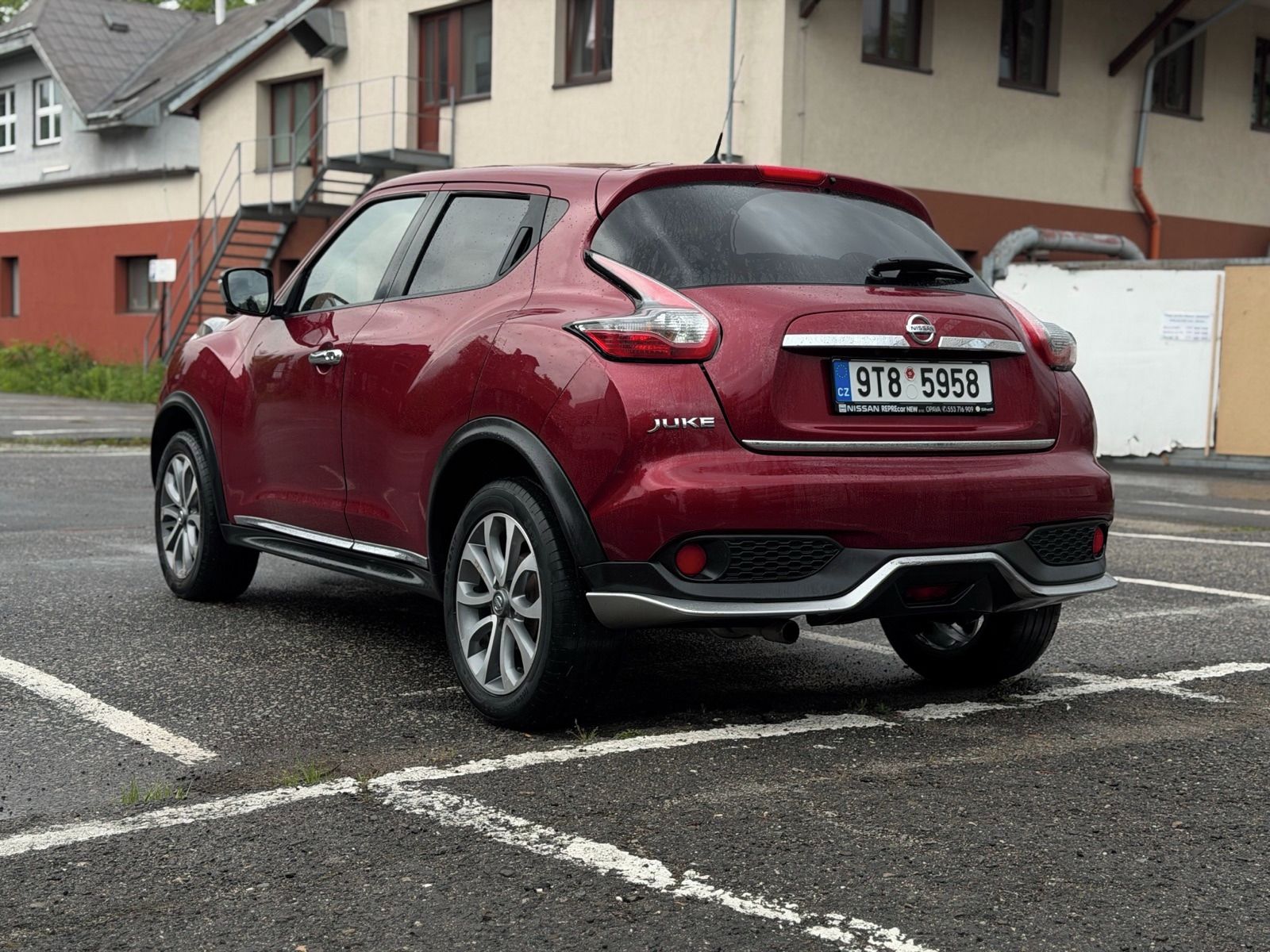 Nissan Juke, Nissan Juke 1.6 Automat - fotka 3