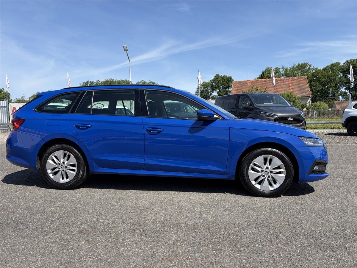 Škoda Octavia, 2,0 TDi LED,CarPlay,Temp,PDC, - fotka 4