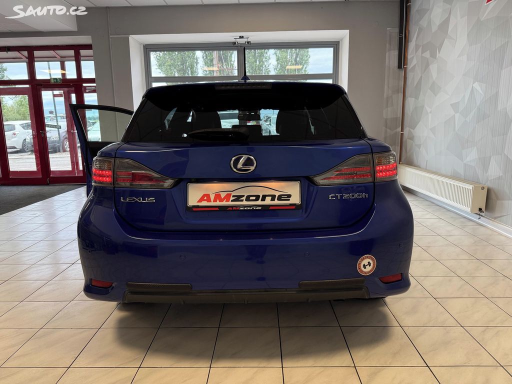 Lexus CT 200h, fotka 30