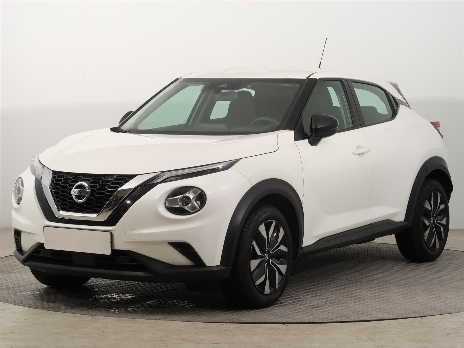 Nissan Juke, 1.0 DIG-T, ČR,1.maj - fotka 2