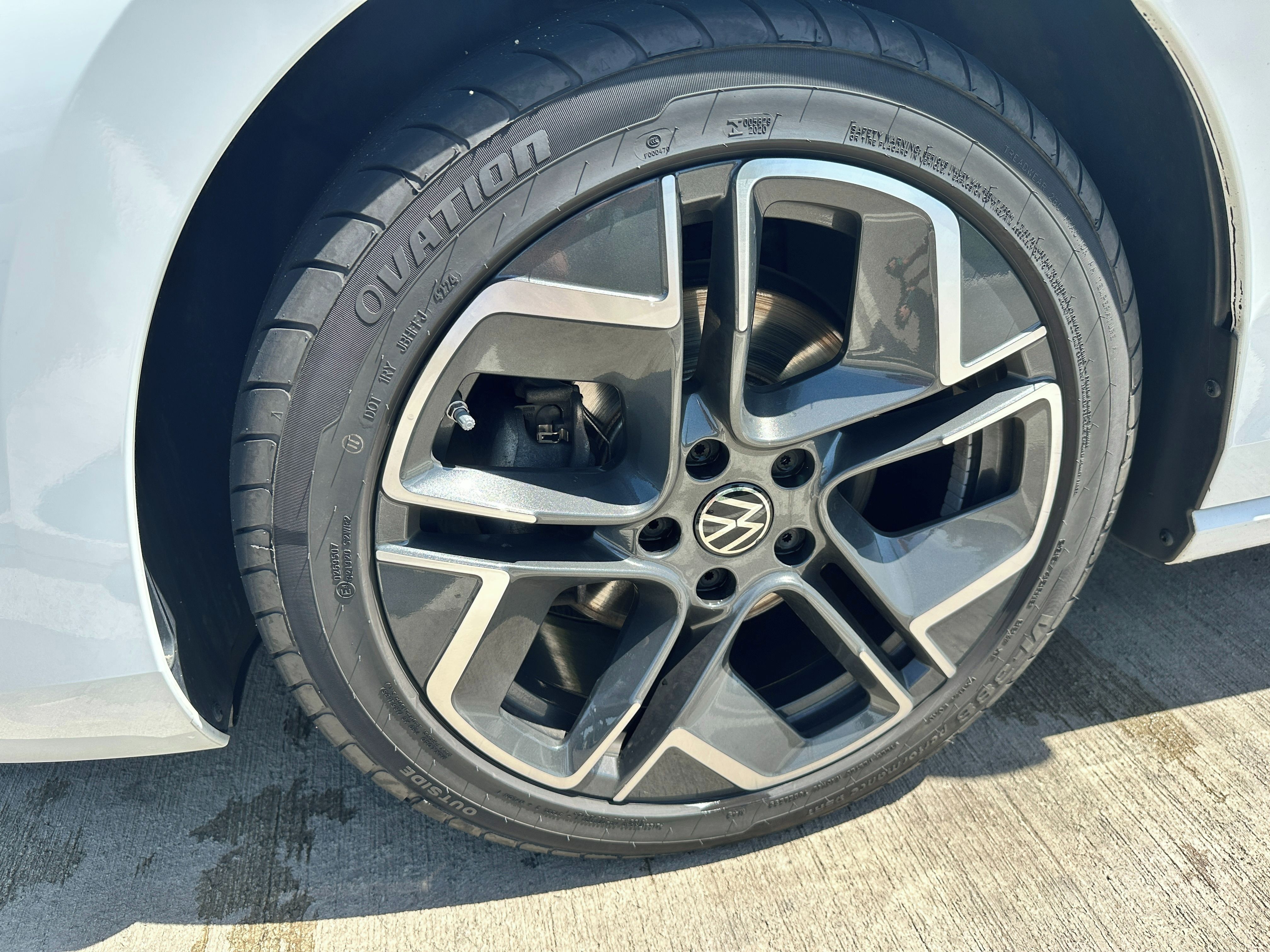 Volkswagen Passat, VOLKSWAGEN PASSAT B9 2,0 TDI - fotka 6