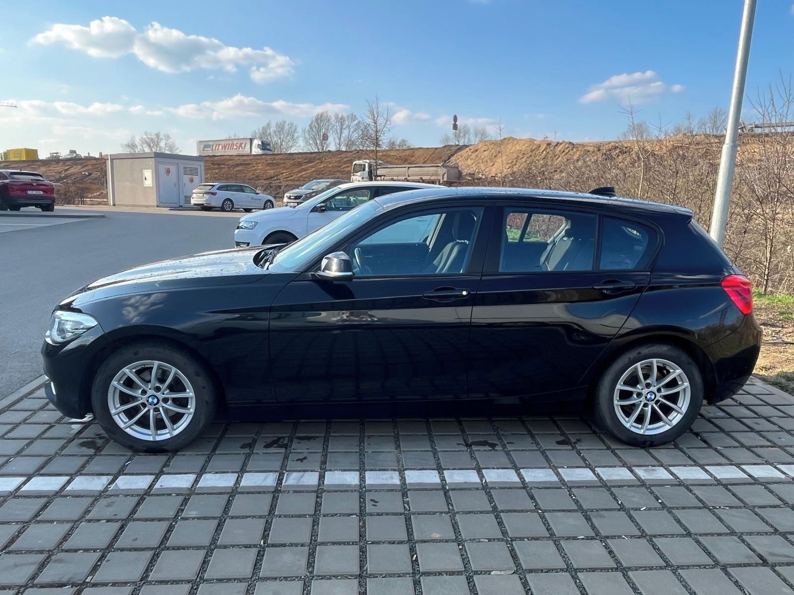 BMW Řada 1, 118D, manuál 2 - fotka 2