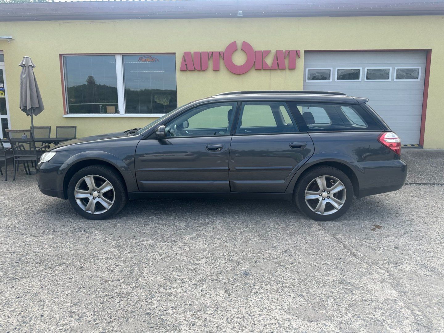 Subaru Outback, 2.5i 4x4/127kW/Tempomat - fotka 6