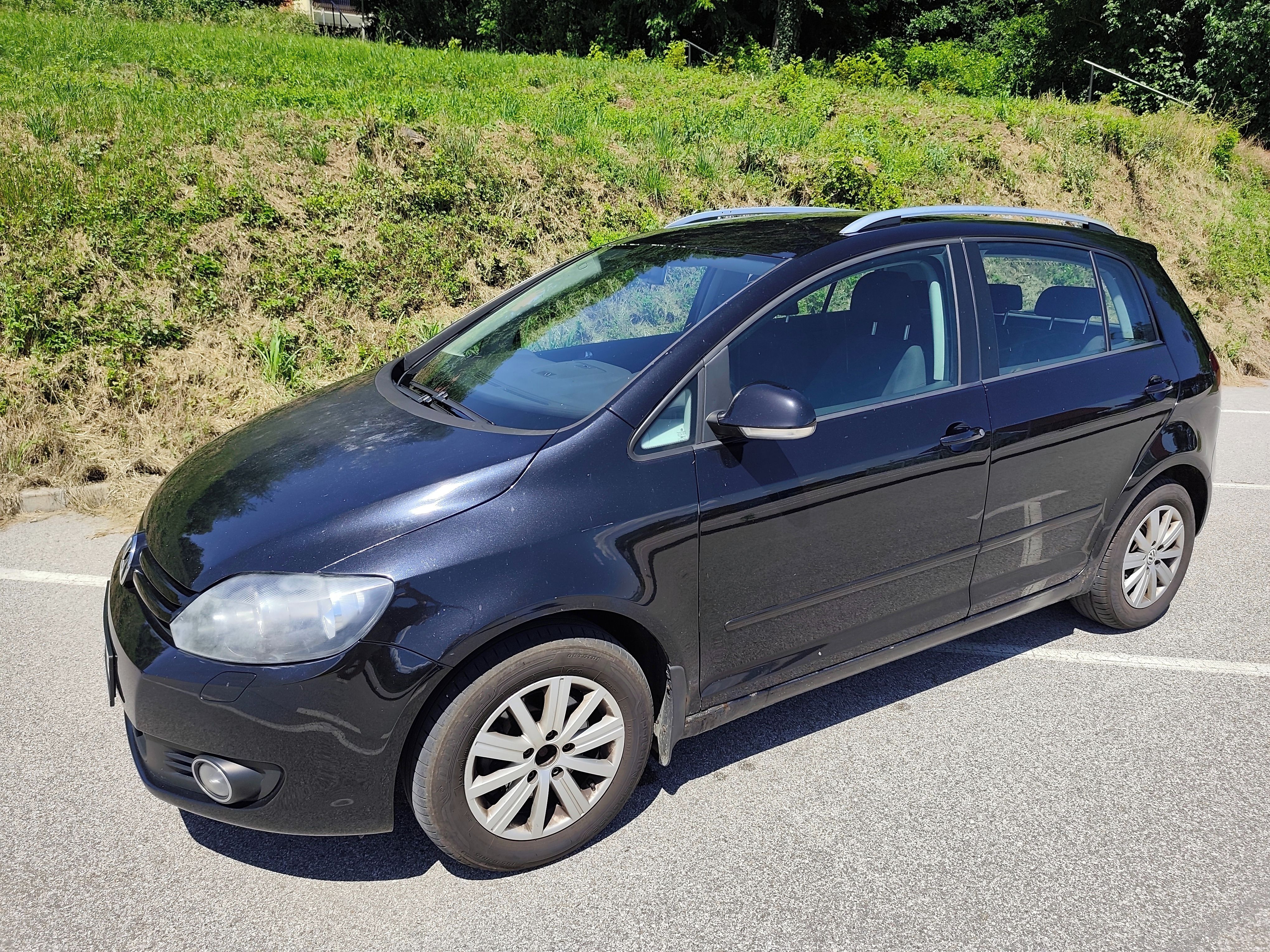 Volkswagen Golf Plus, 2.0 TDI platná STK 01/28 - fotka 4