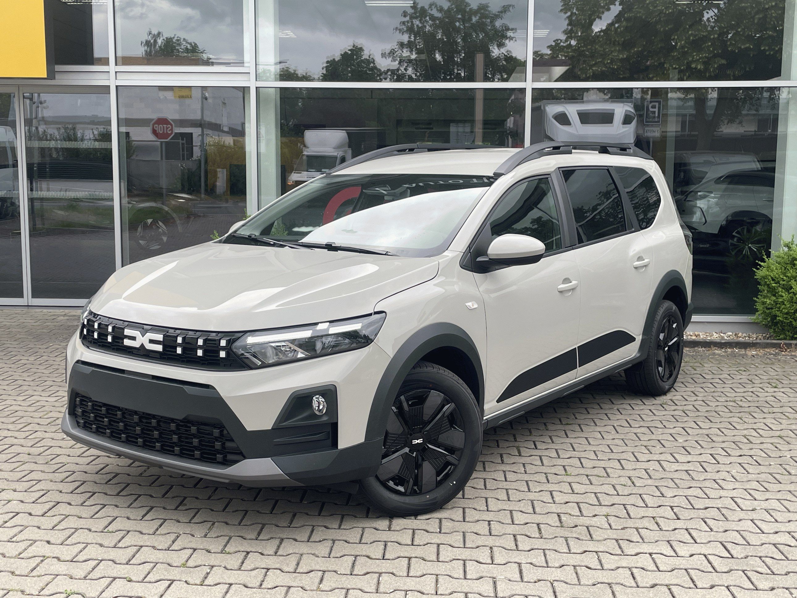 Dacia Jogger, Eco-G 120 Expression 5 míst