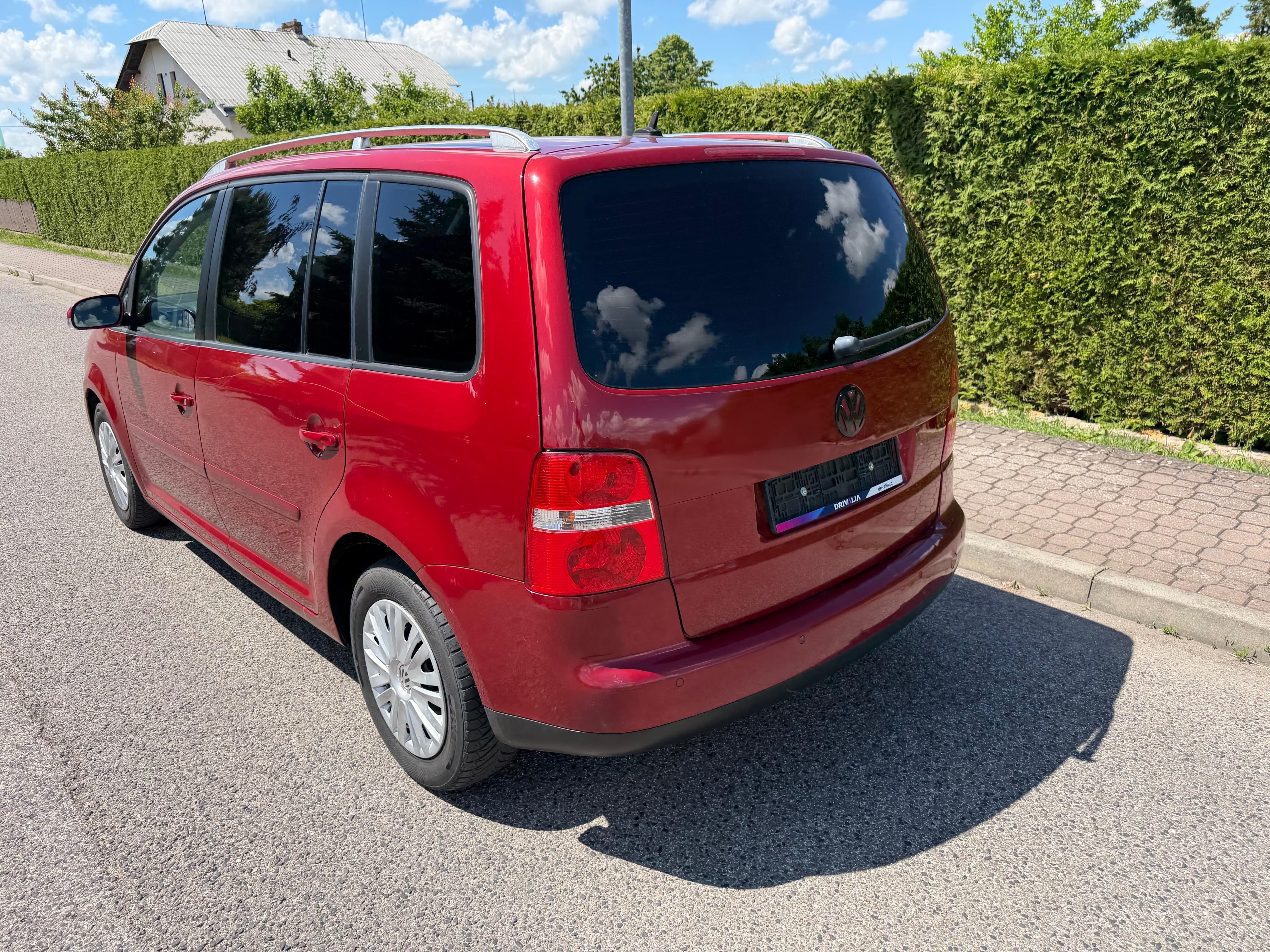 Volkswagen Touran, 1,6 FSi/85k Nová STK ,Automat - fotka 6