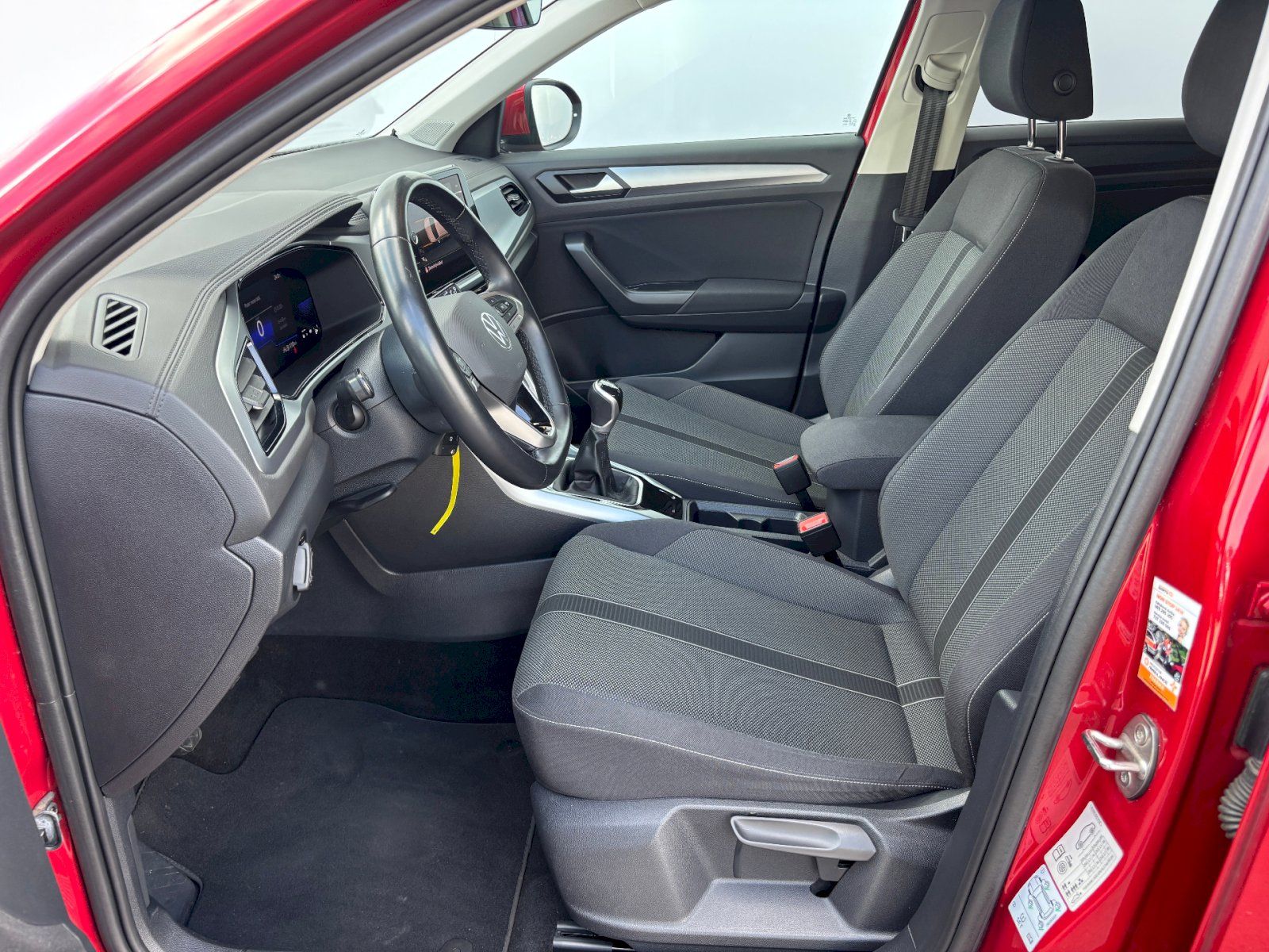 Volkswagen T-Roc, 1.5 TSI 110kW Life - fotka 5