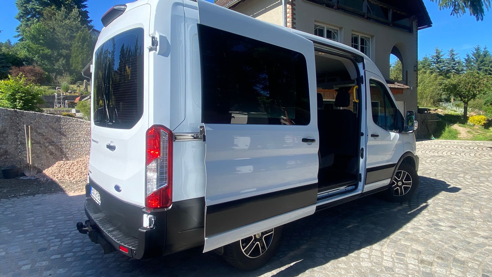 Ford Transit, 7-míst, hybrid - fotka 5