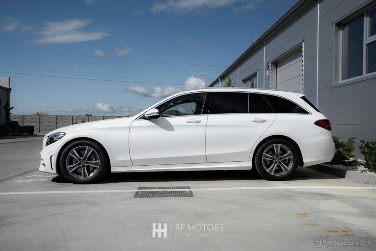 Mercedes-Benz Třídy C - fotka 6