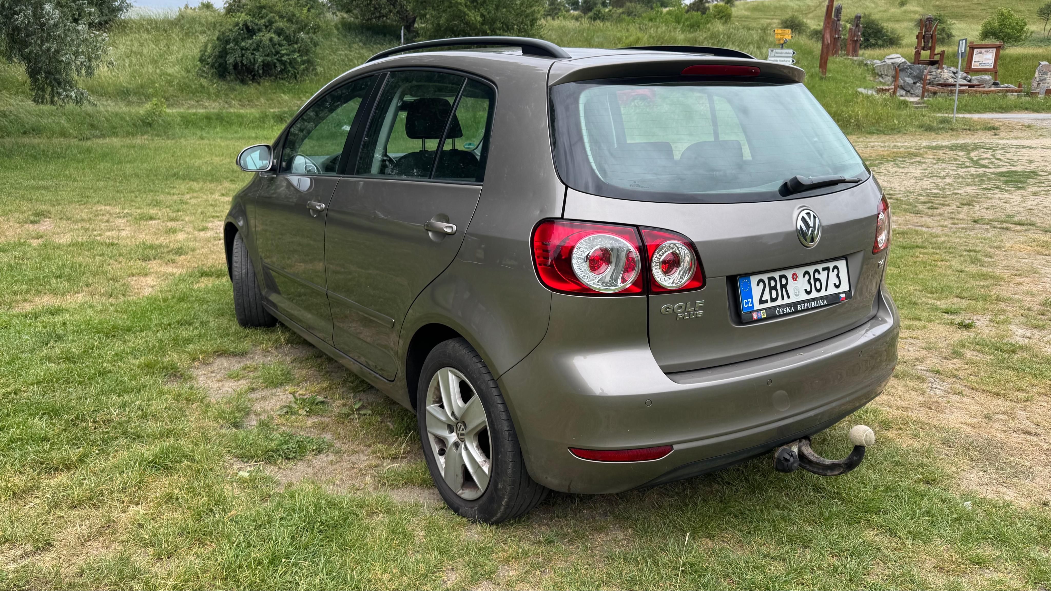 Volkswagen Golf Plus, 1.6 MPI 75 kW, tažné - fotka 6