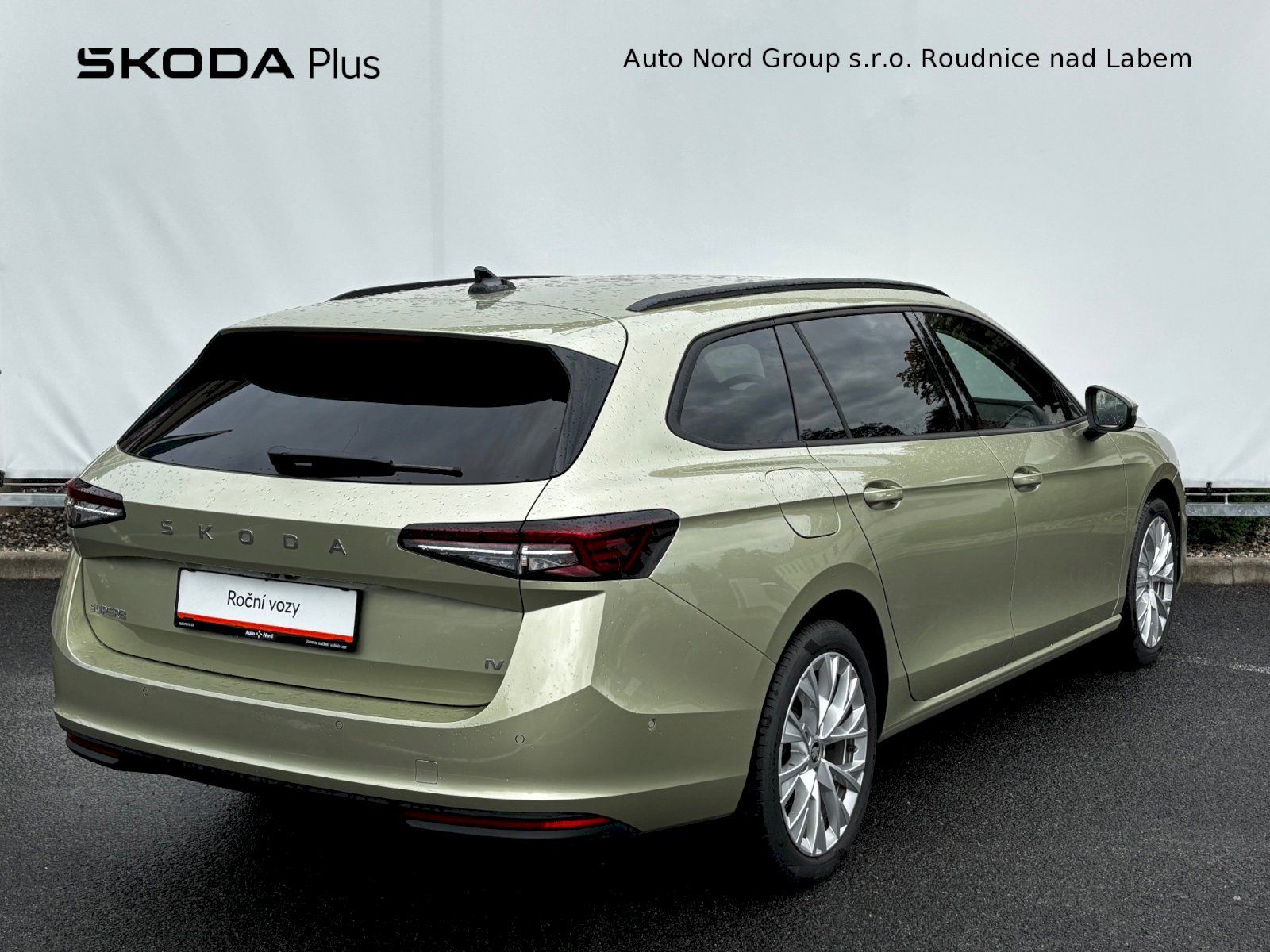Škoda Superb, Laurin & Klement 1.5 TSI iV / - fotka 2