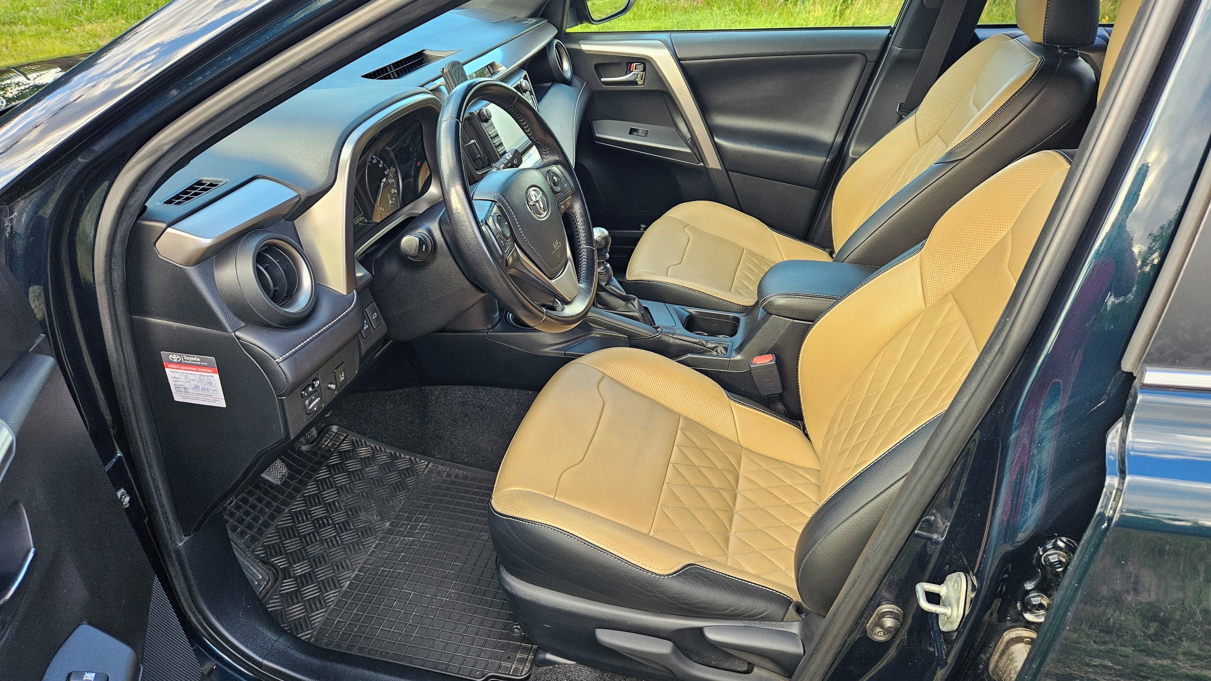 Toyota Rav4, SELECTION FULL, WEBASTO - fotka 6
