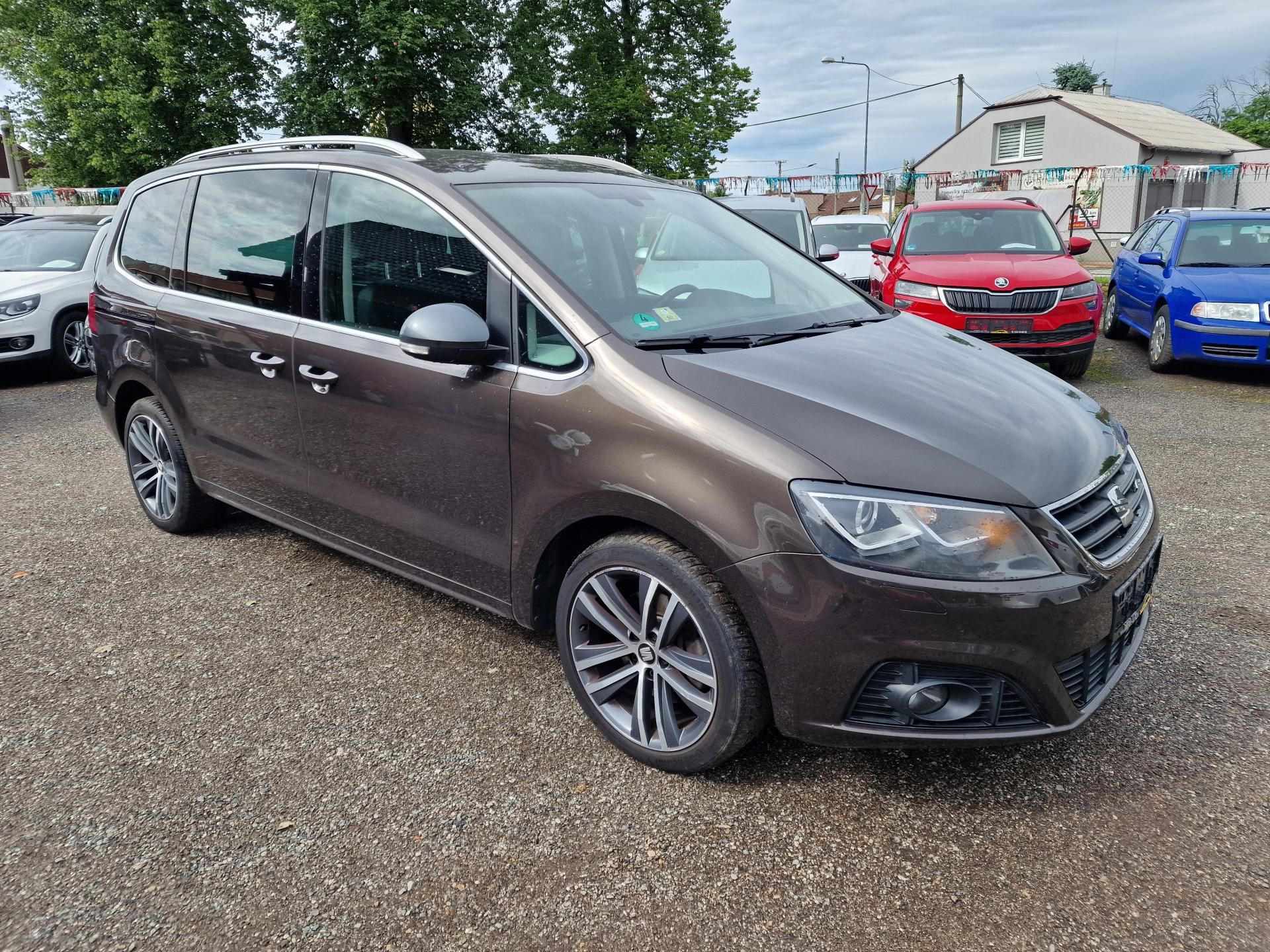Seat Alhambra, 2,0TDI 110KW FR-LINE ALCANTARA - fotka 4