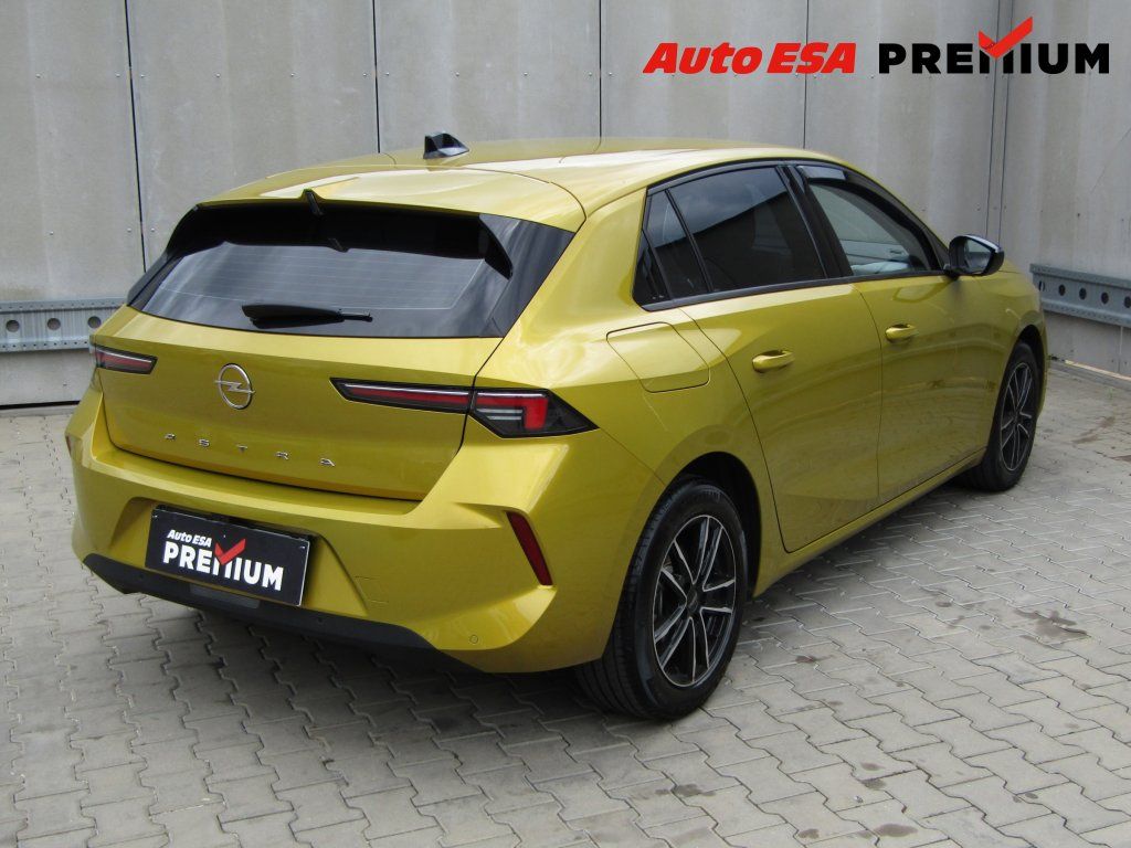 Opel Astra, 1.2 T,ČR,AC,tempo,kamera - fotka 4