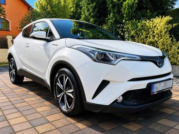 TOYOTA C-HR 1.8 Hybrid, 1m, ČR