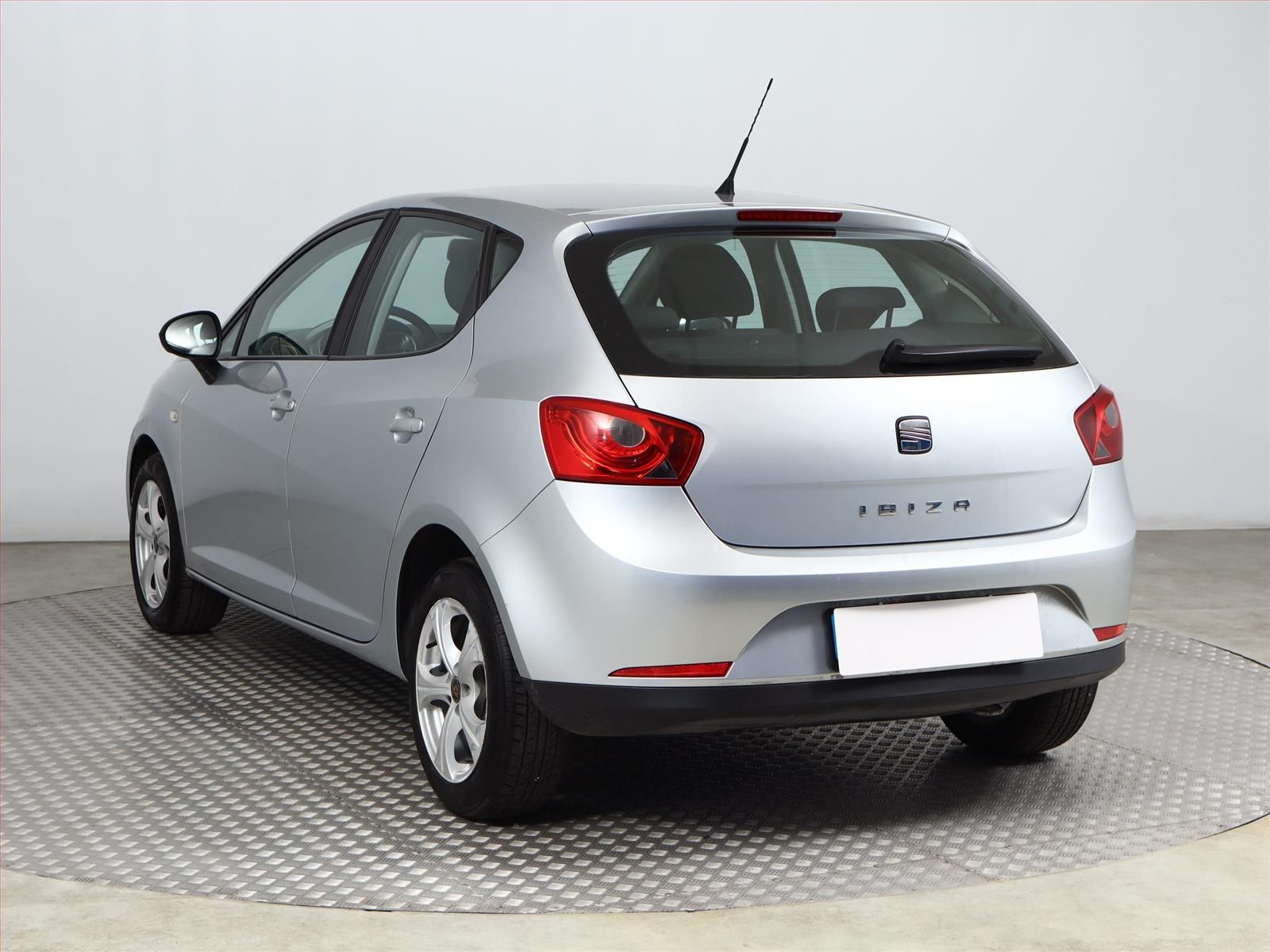 Seat Ibiza, 1.4 16V, ČR,1.maj, Serv.kniha - fotka 4