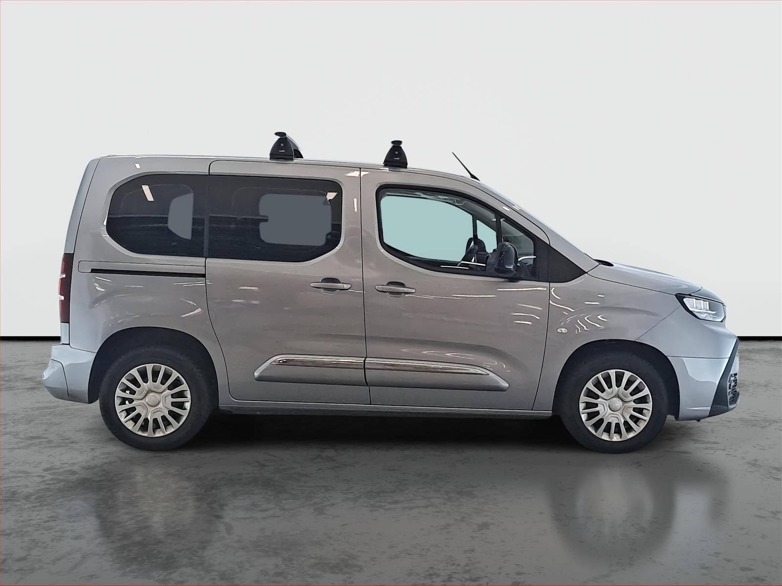 Toyota Proace City Verso, 1.5 D-4D, Business, 5Míst - fotka 6
