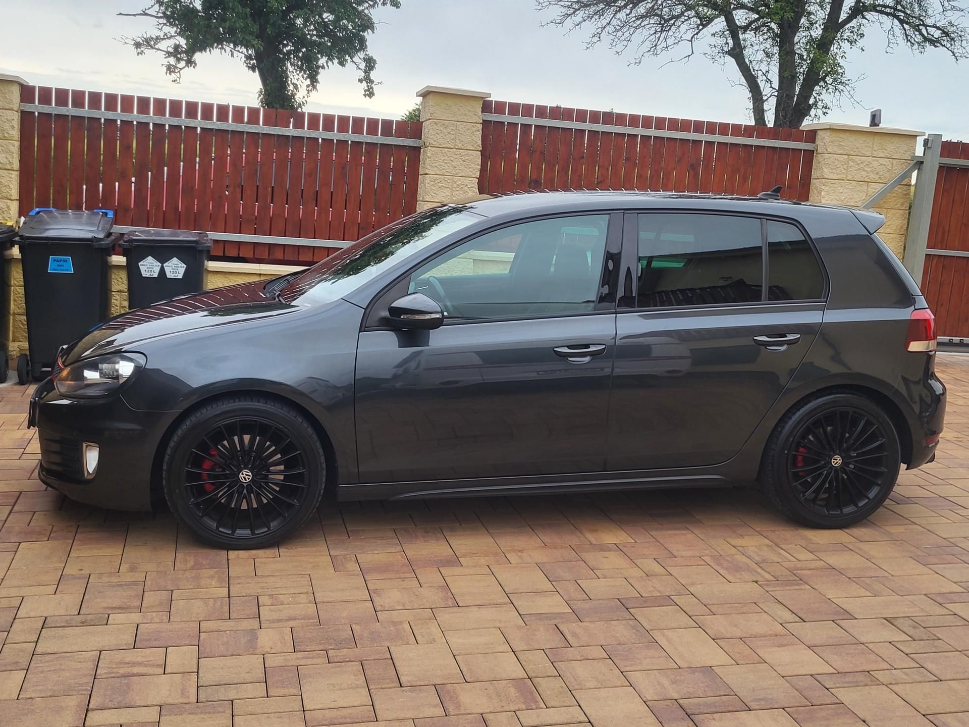 Volkswagen Golf, 2.0TSi 155kW GTI*MANUÁL*NAVI* - fotka 2