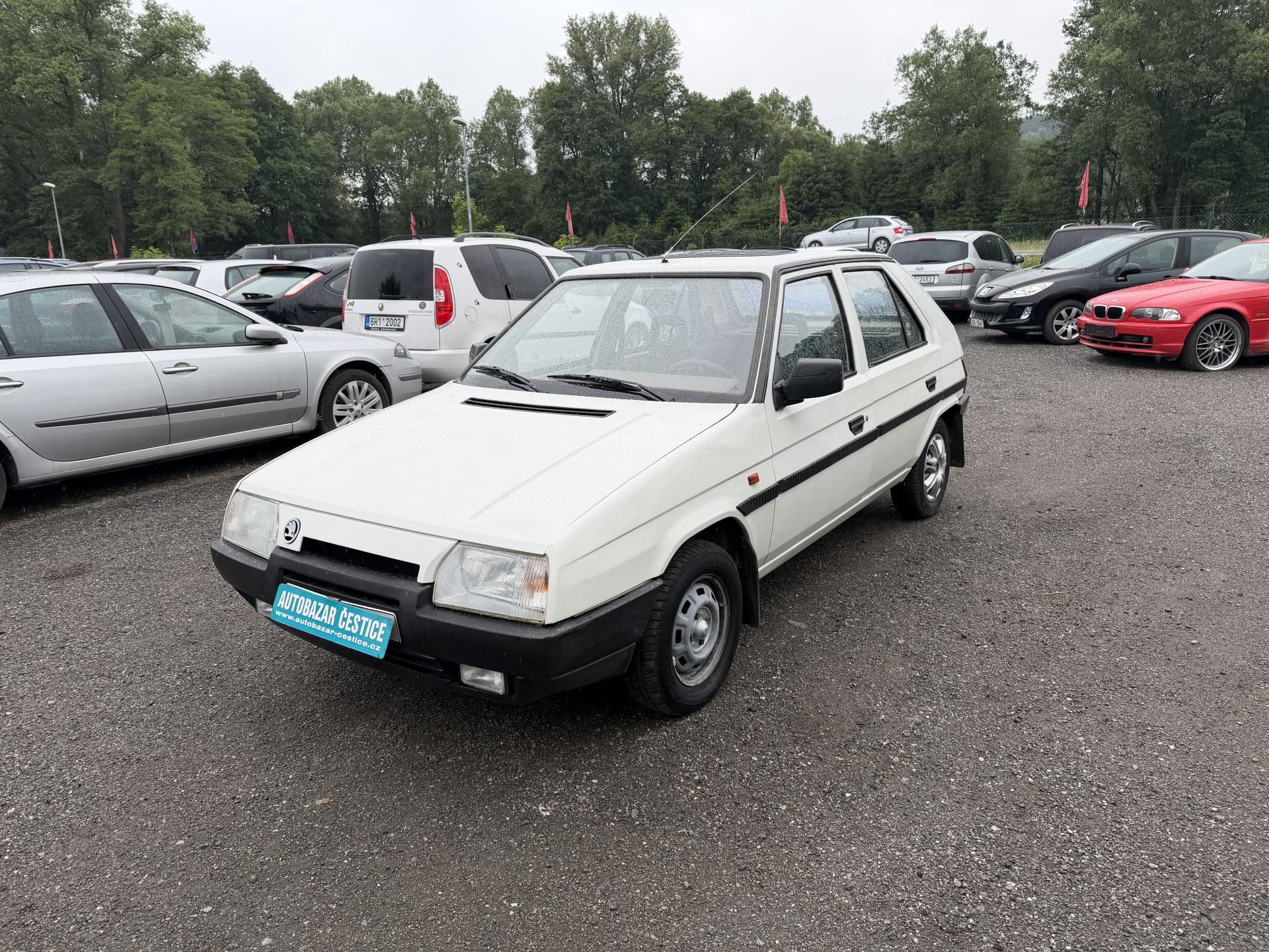Škoda Favorit, 135L - fotka 3