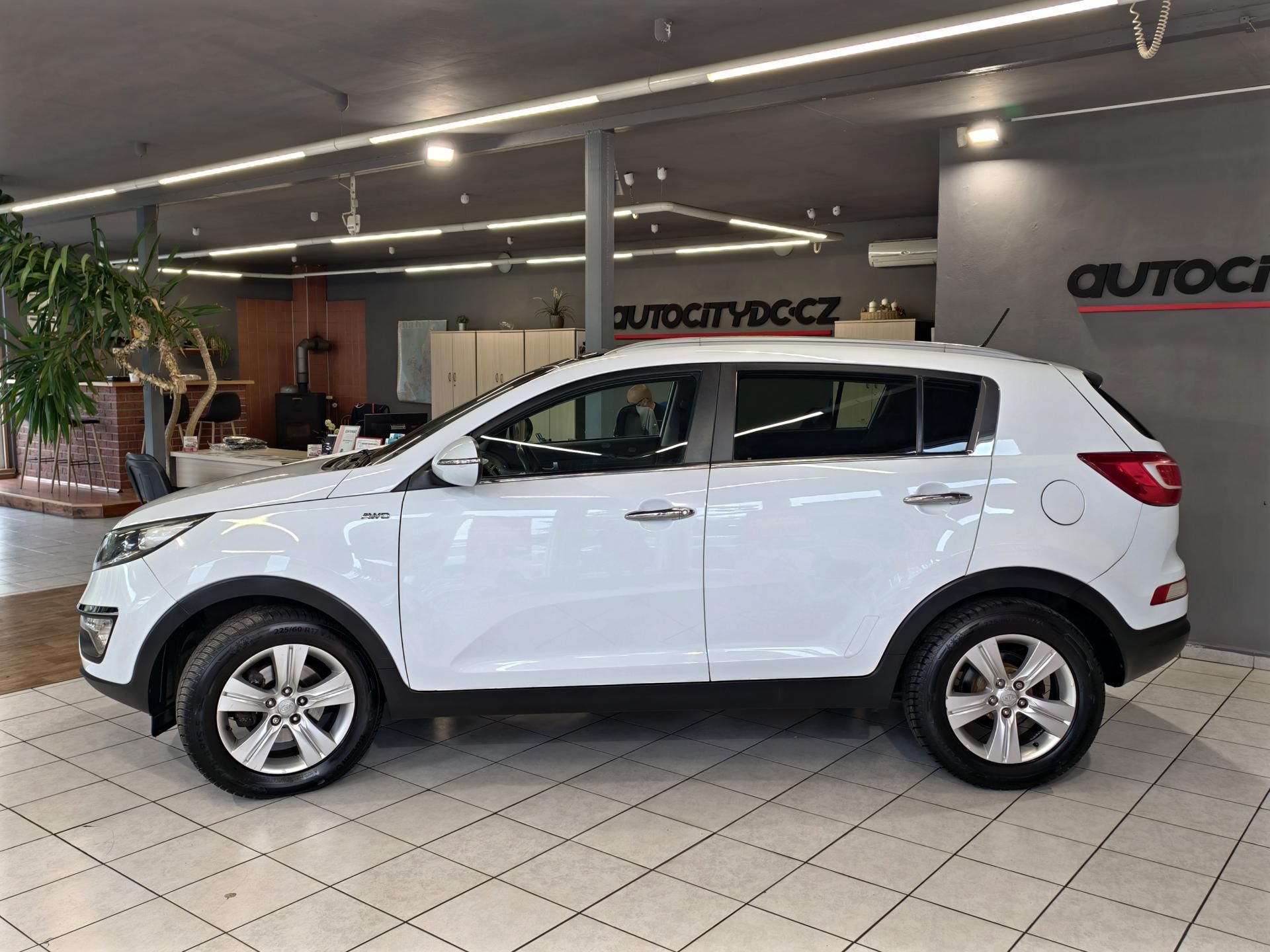 Kia Sportage, 2.0 CRDi 100kW 4x4 KAMERA - fotka 4