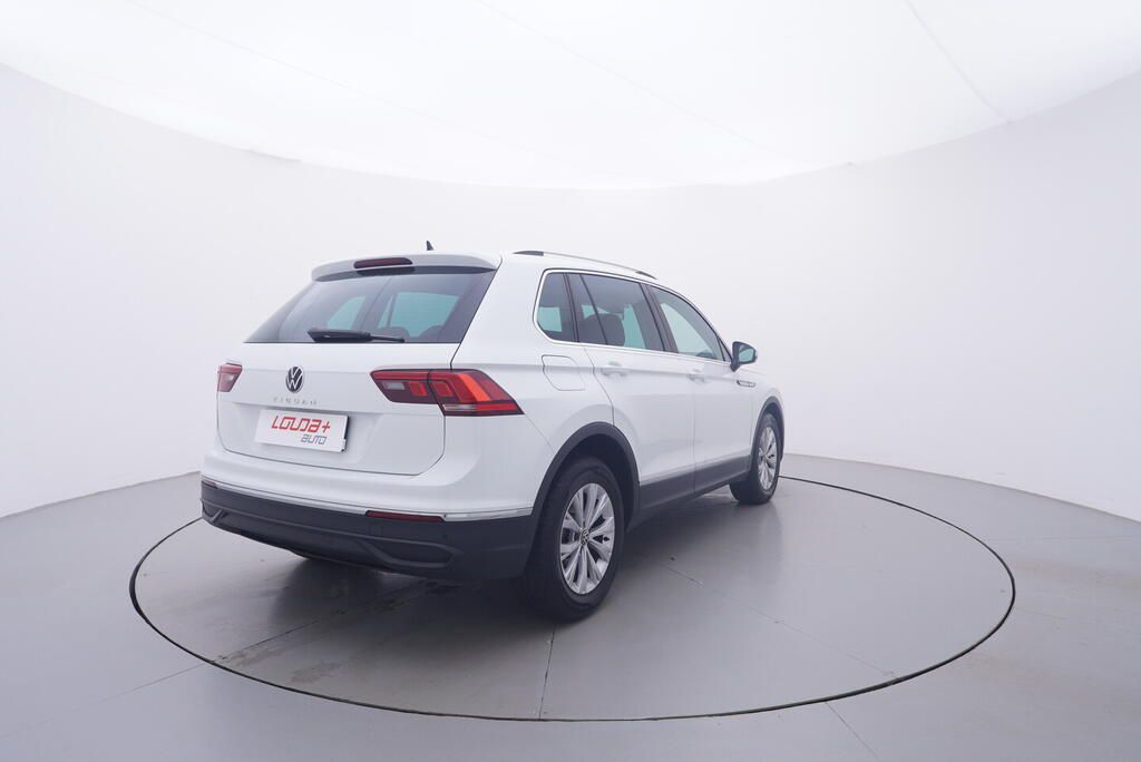 Volkswagen Tiguan, Life 2.0 TDI 90 kW - fotka 5