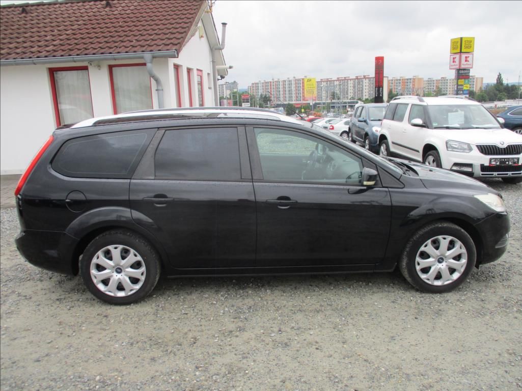 Ford Focus, 1,6 16V, 75kW, digiklima,ABS, - fotka 4