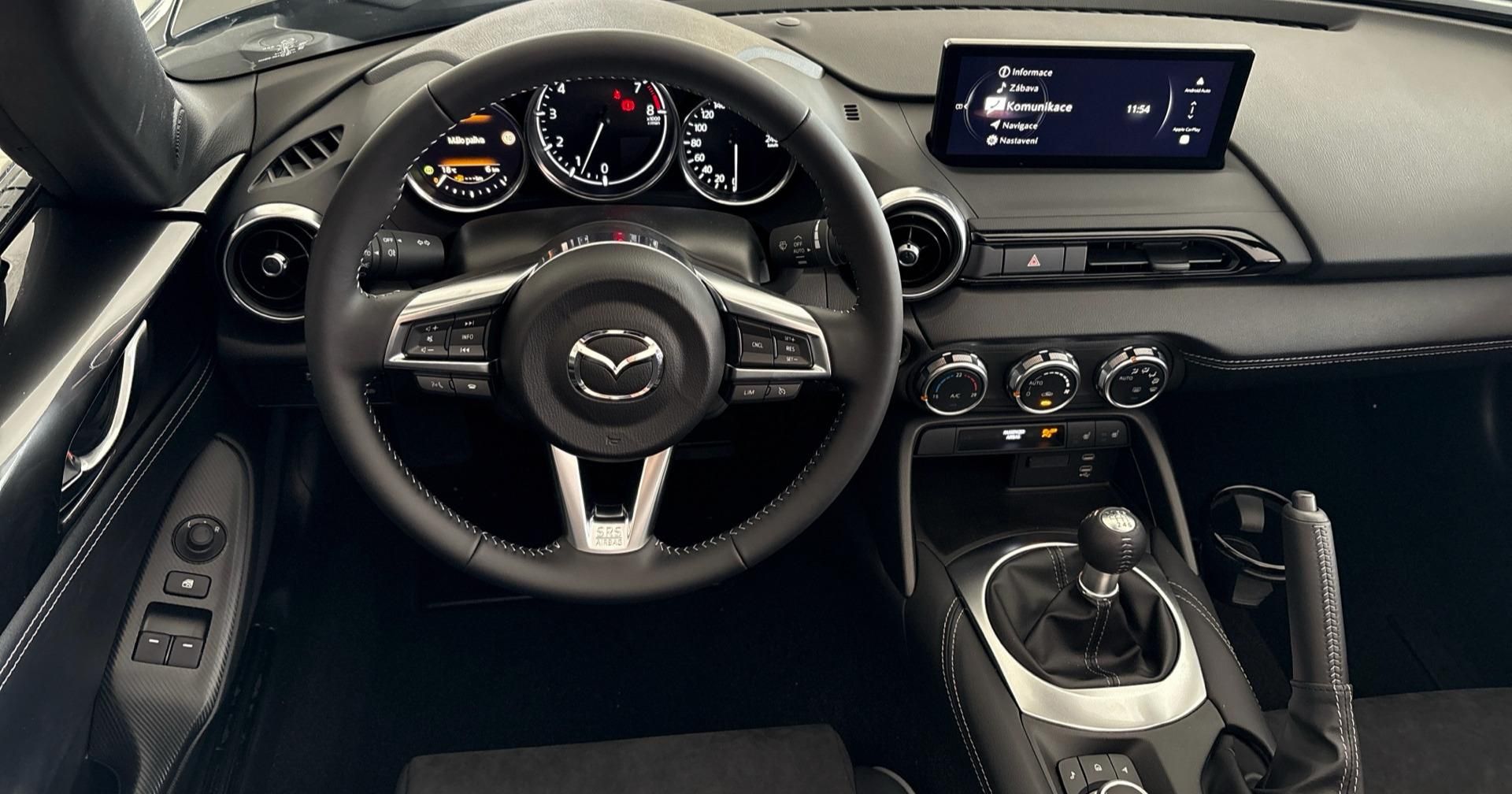 Mazda MX-5, 1.5 l G132 Homura Soft Top - fotka 6