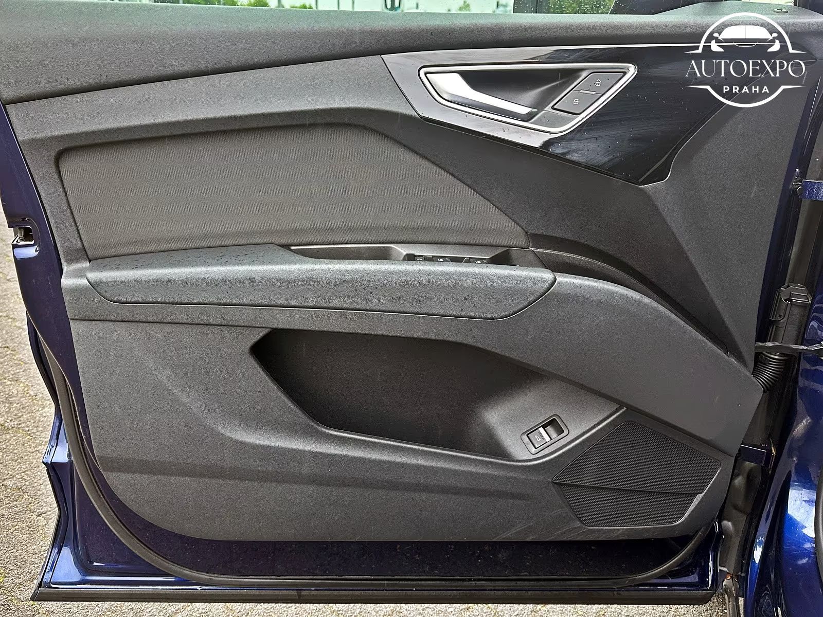 Audi Q4 e-tron, 40 NAV+ KAMERA ACC SIDE SPORTS - fotka 6